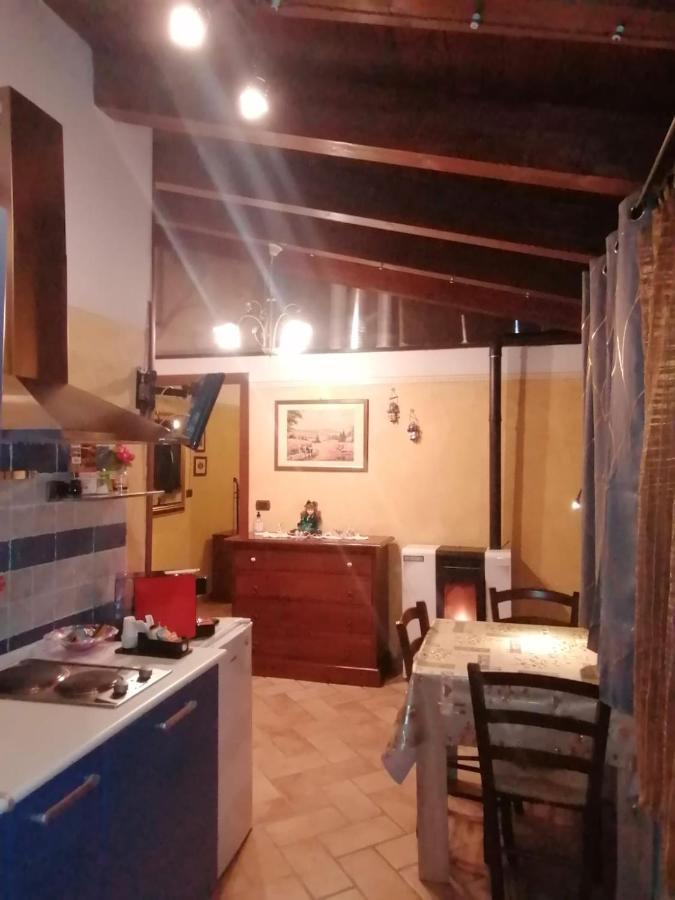 카메리아노 Il Castagneto B&B 외부 사진