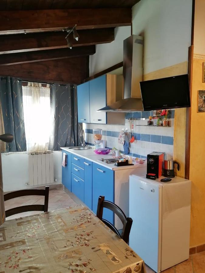 카메리아노 Il Castagneto B&B 외부 사진