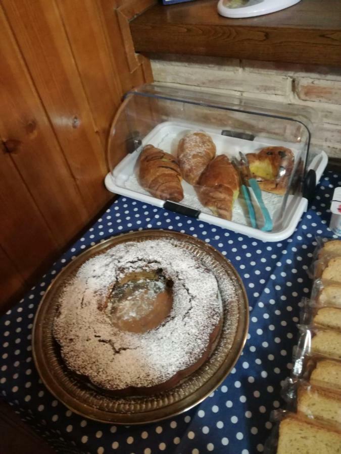 카메리아노 Il Castagneto B&B 외부 사진
