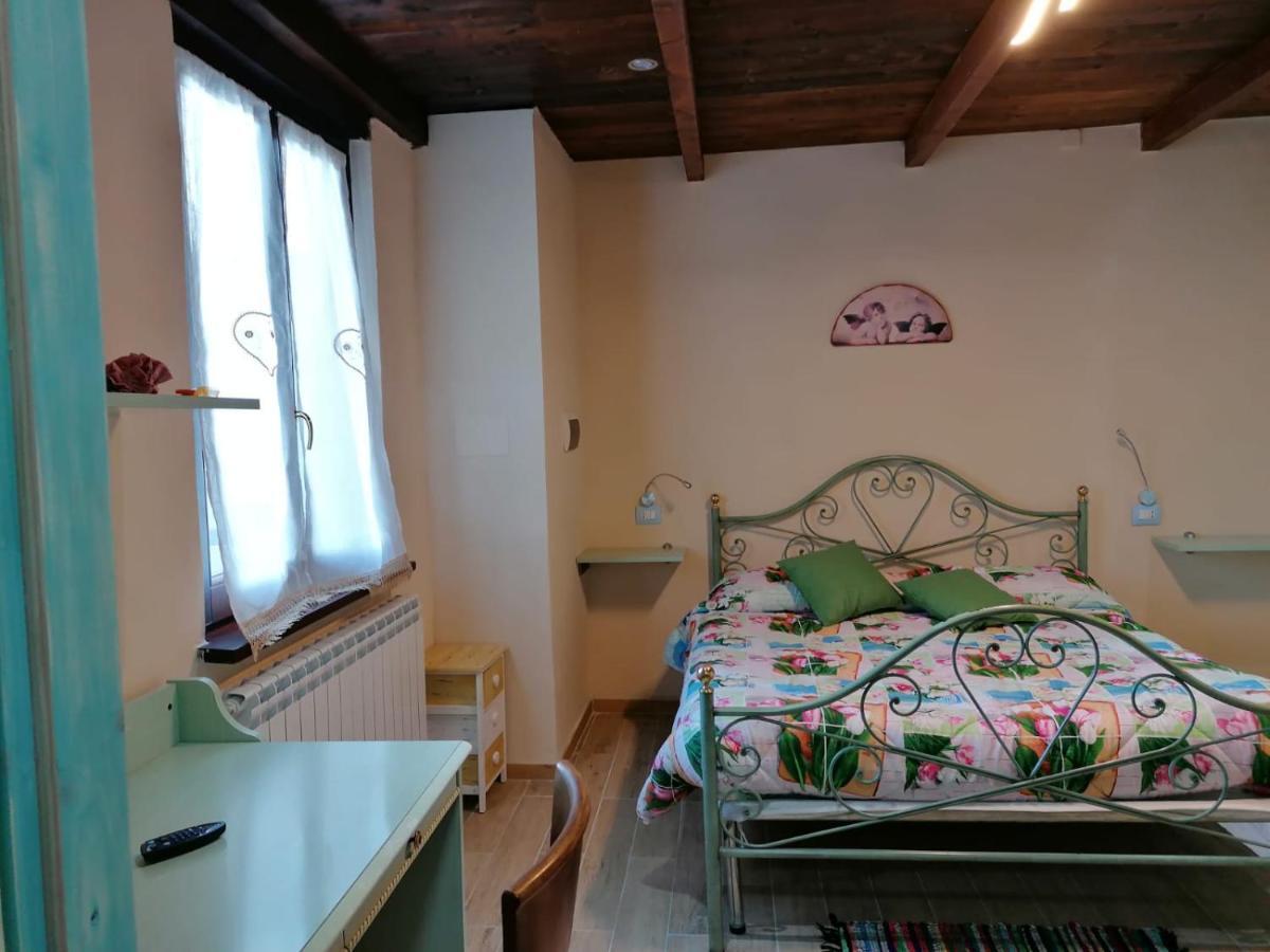 카메리아노 Il Castagneto B&B 외부 사진