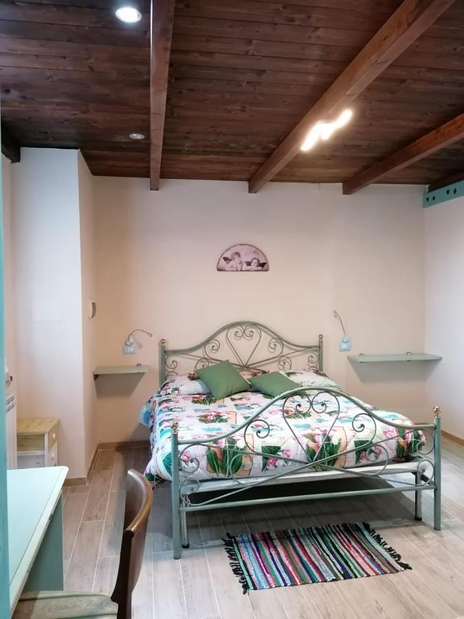 카메리아노 Il Castagneto B&B 외부 사진